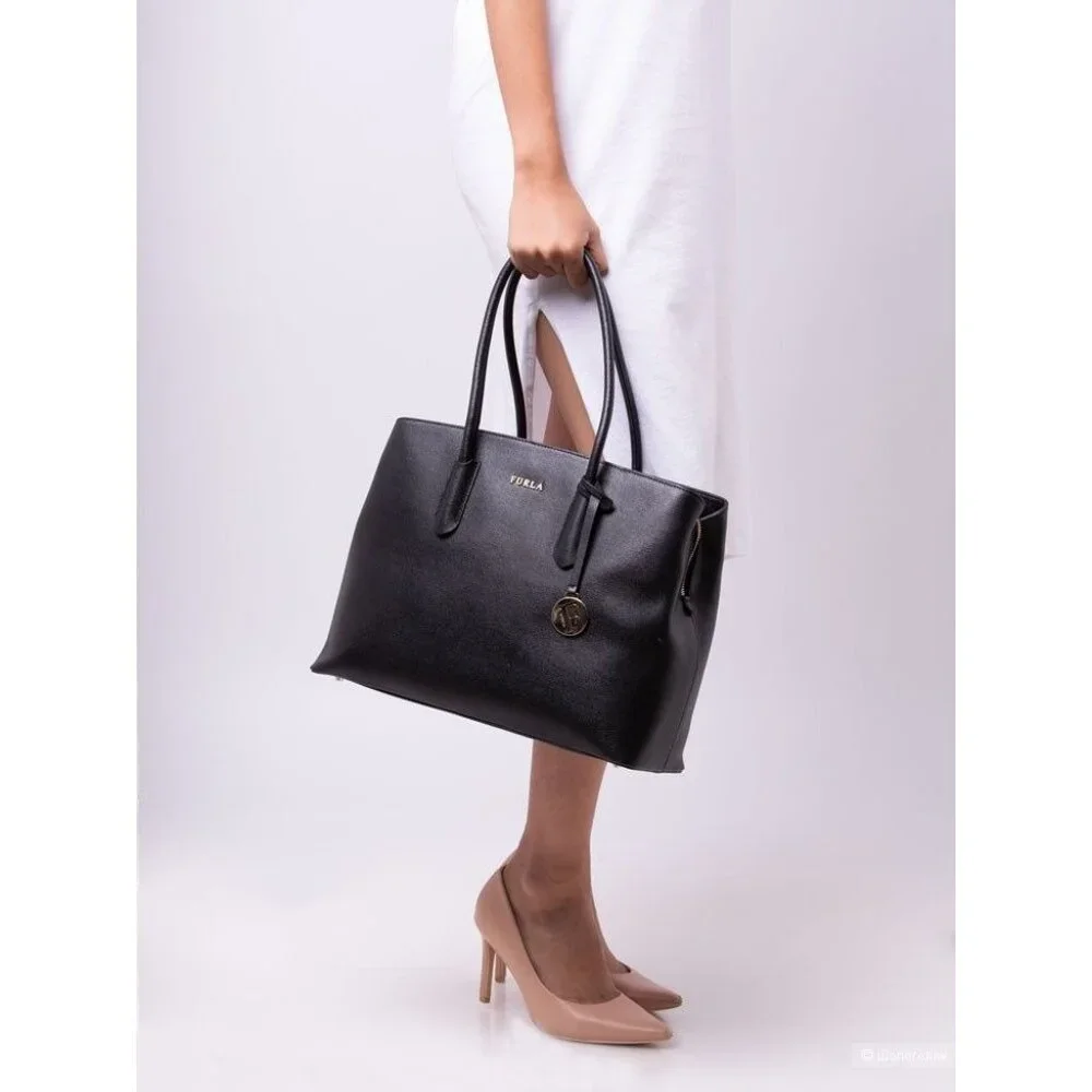 Furla Women's Black Saffiano Leather  Tessa Tote  Shoulder Bag Size Large 2712 - Picture 2 of 16